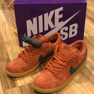 LOWEST PRICE!! Nike SB Dunk Low Pro -HF3704-800- Burnt Sunrise